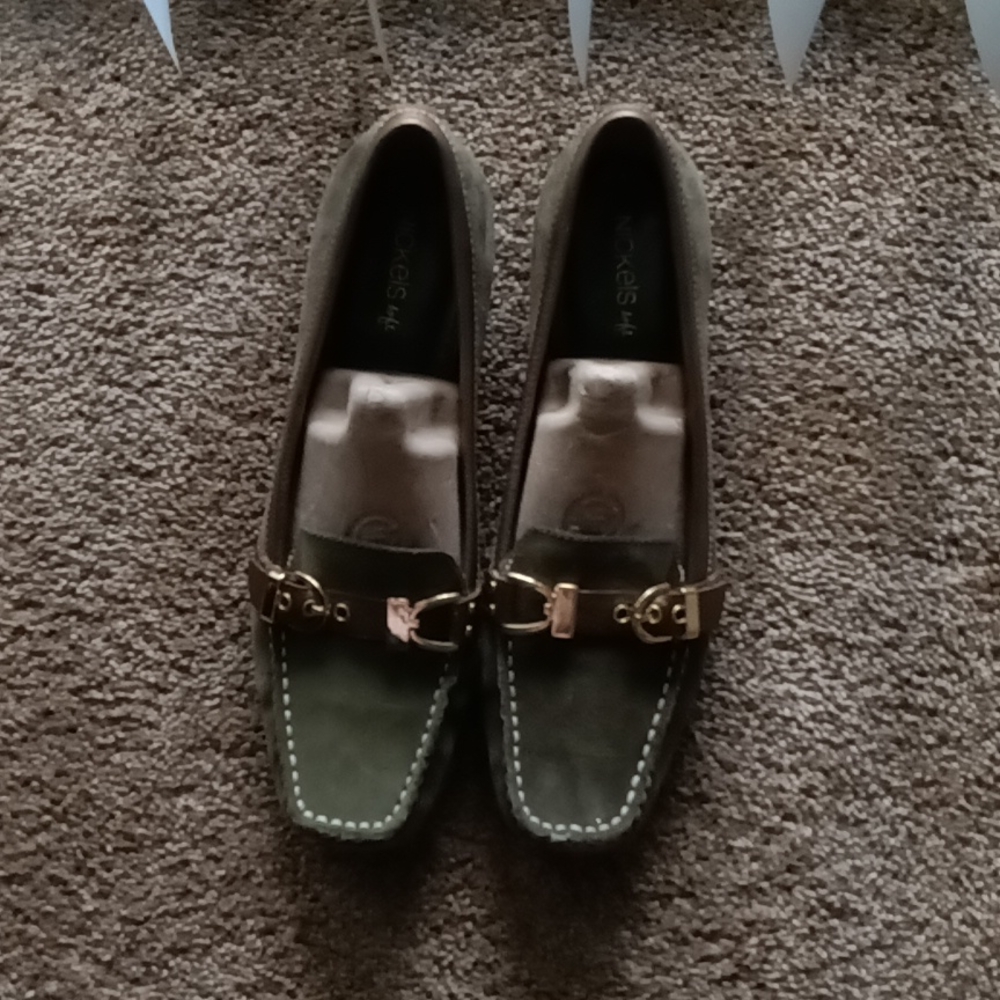 Women's  suede loafer